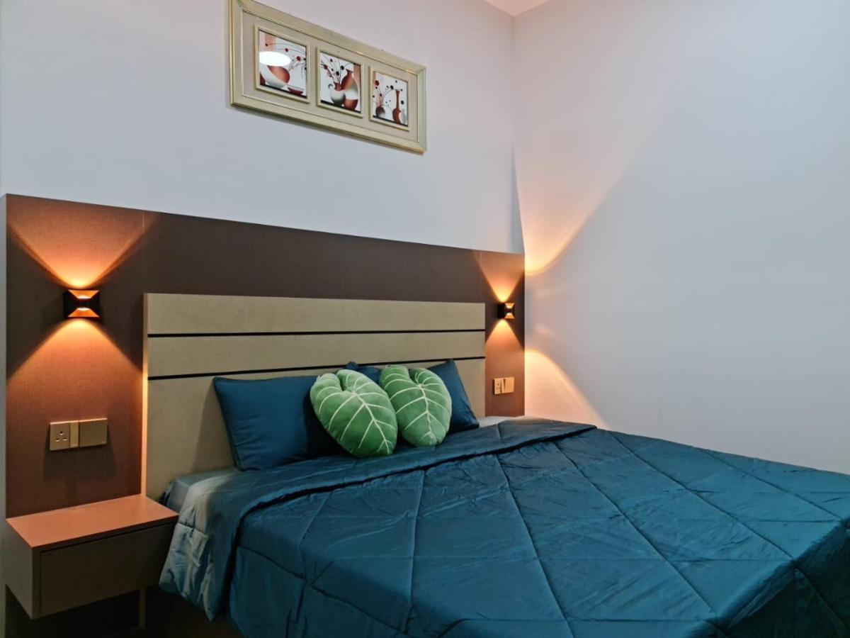 Rhr Deluxe Guesthouse Kinarut Papar Sabah - Pool View Luaran gambar