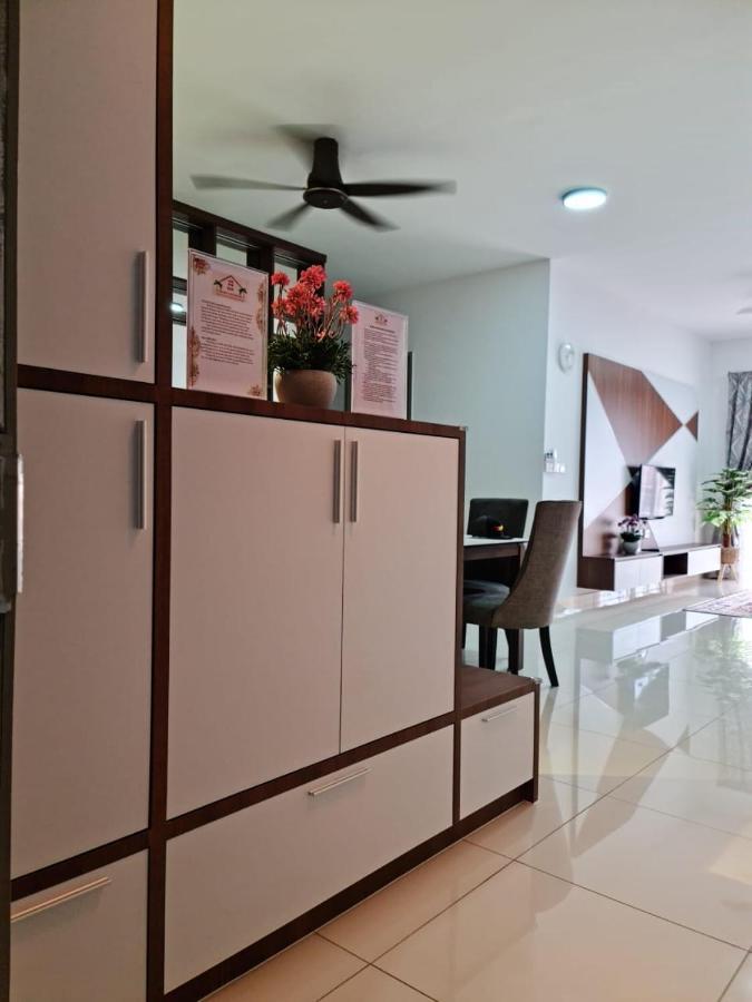 Rhr Deluxe Guesthouse Kinarut Papar Sabah - Pool View Luaran gambar